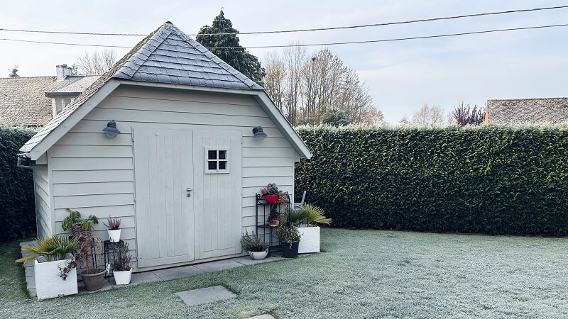 Insulated Summer Houses: What to Consider Before Adding a Garden Building to Your Property