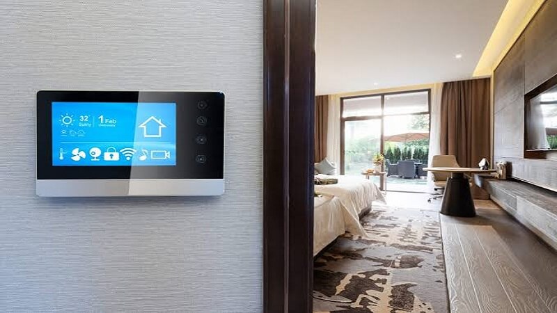 Smart Home Security Features That Complement Modern Home Design